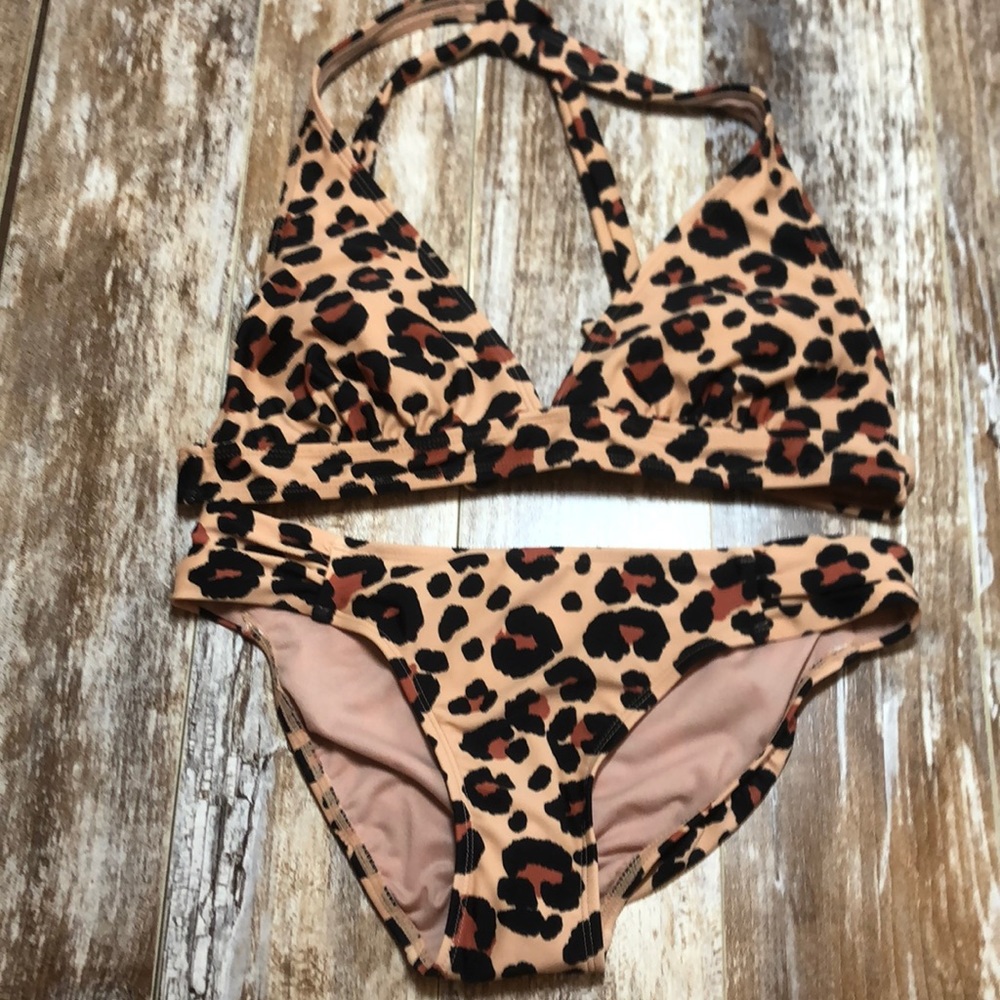 Leopard print bikini